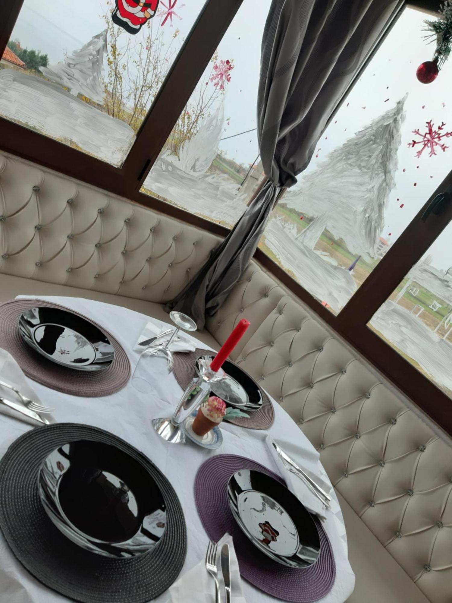 Hotel Villa Stone Dream Bar Restaurant Udenisht Extérieur photo